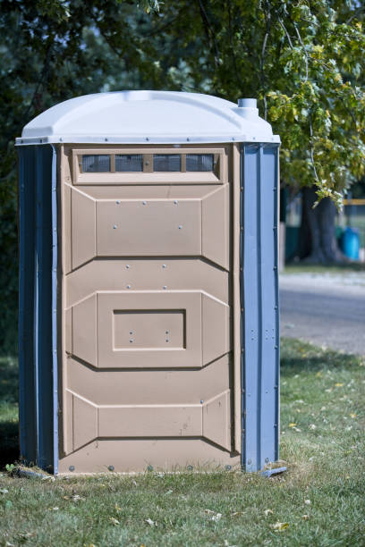Best Portable restroom trailer rental  in Lynchburg, MS